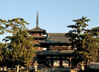 Tham quan chùa Horyuji, ngôi chùa cổ hơn 1400 năm tuổi tại Nhật Bản
